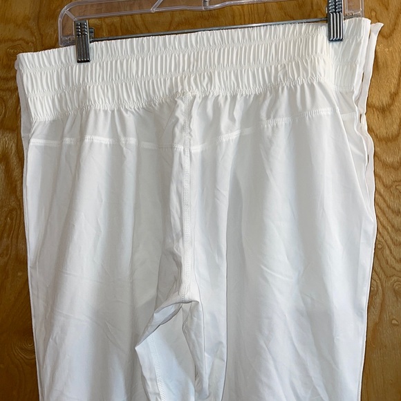 Lululemon Tearaway Pant - Picture 7 of 9